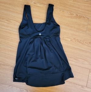 Lululemon top size 2